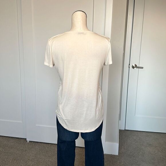 Hinge Lace Top - Picture 5 of 8